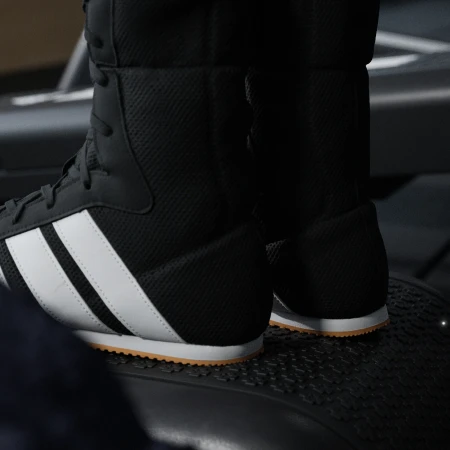 Buty bokserskie - ADIDAS Box Hog CLASSIC - JQ8538