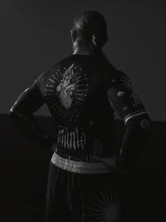 MANTO long sleeve rashguard AMOR FATI