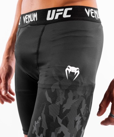 Spodenki Vale Tudo - Venum UFC 5.jpg
