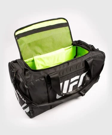 Torba sportowa - UFC Venum Authentic Fight Week2.webp