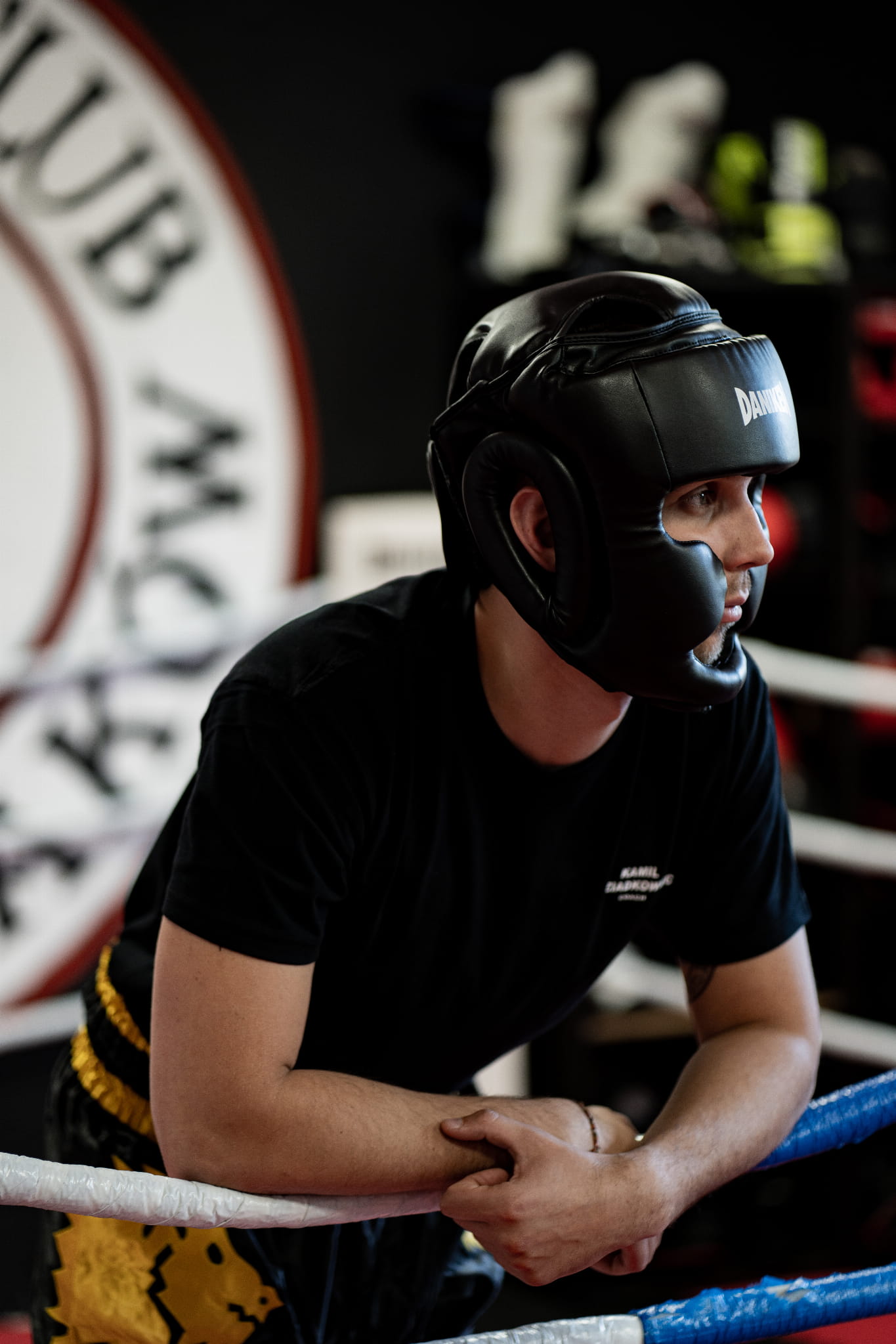 Daniken Ochraniacz głowy/kask SPARRING-PRO - skóra czarny